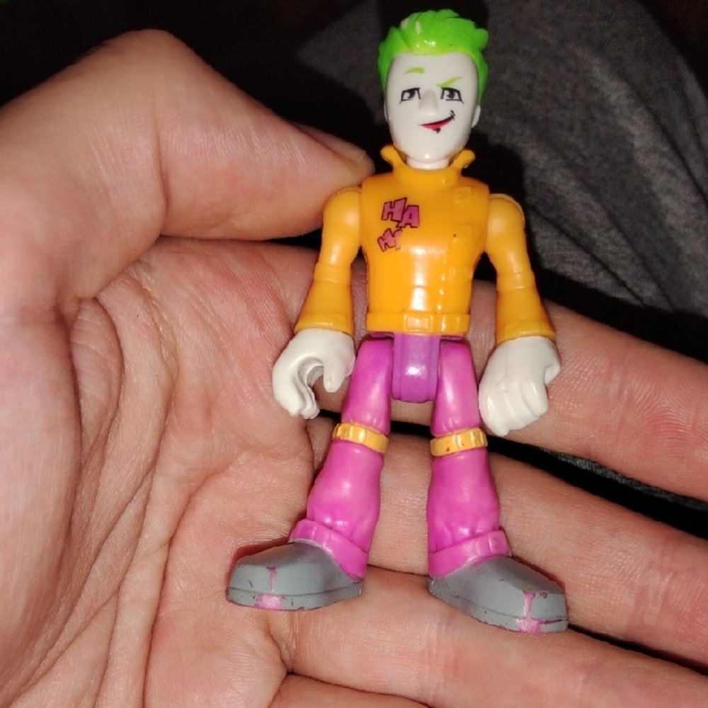 DC Comics Green and Orange Action Figure Playset